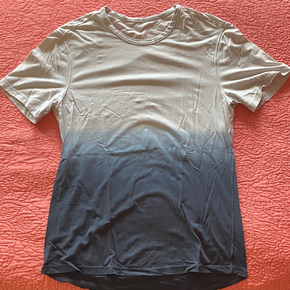 lululemon athletica Gray and Blue Short Sleeve Tee